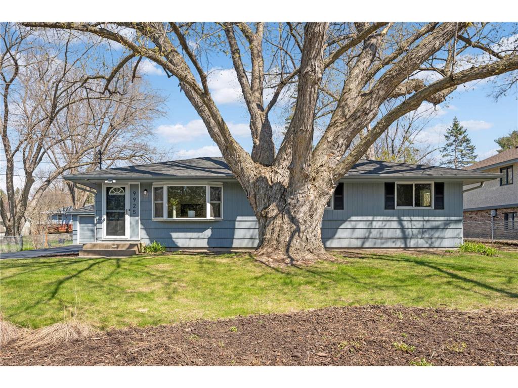 9925 Maple Avenue Bloomington MN 55431 6344830 image1