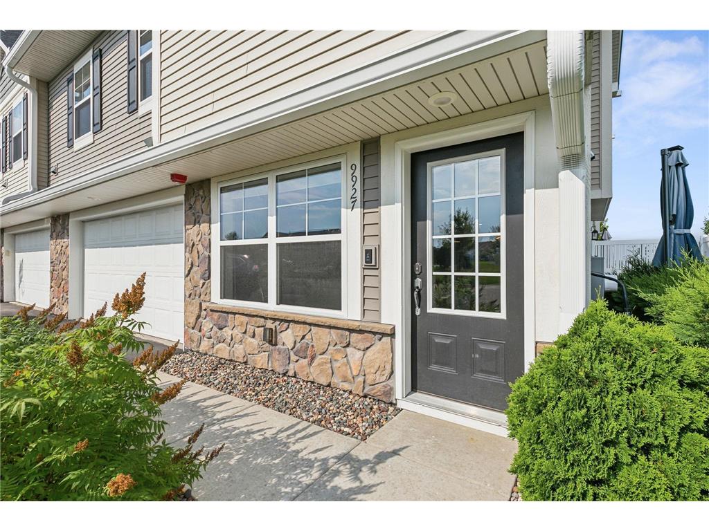 9927 5th Street Lane N Lake Elmo MN 55042 6562495 image1