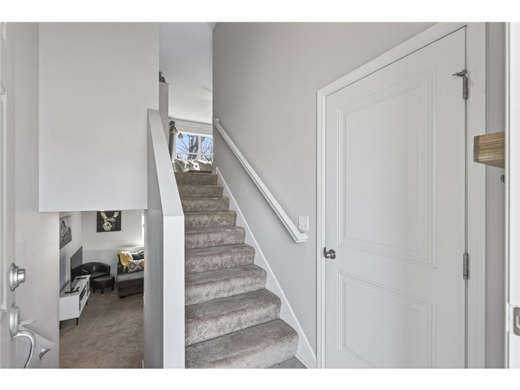 993 Fox Avenue Montrose MN 55363 7046238 image2