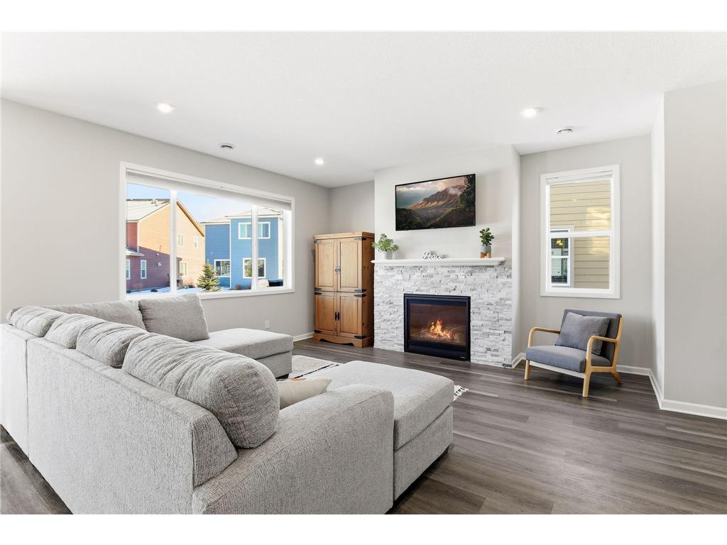 9931 Bluebird Street NW Coon Rapids MN 55433 7084966 image2