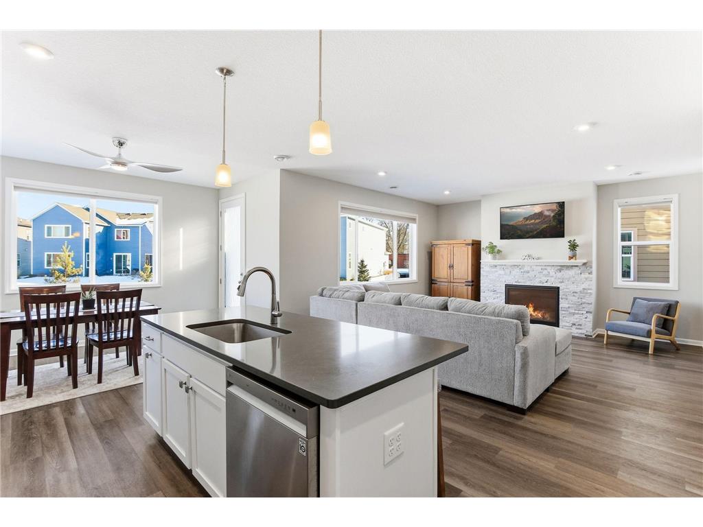 9931 Bluebird Street NW Coon Rapids MN 55433 7084966 image8
