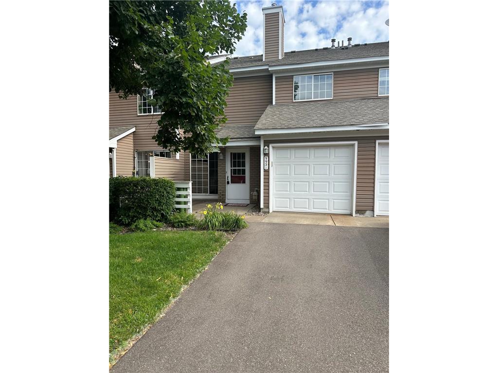 9931 Fillmore Street NE Blaine MN 55434 6748206 image1
