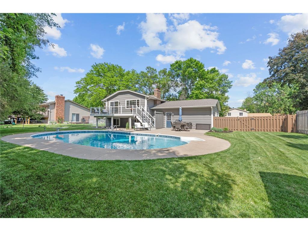 9931 Ives Lane N Maple Grove MN 55369 7067803 image1