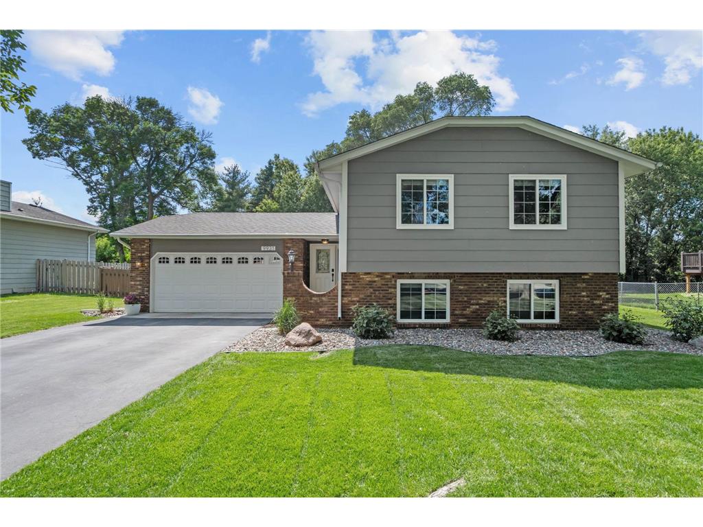 9931 Ives Lane N Maple Grove MN 55369 7067803 image2