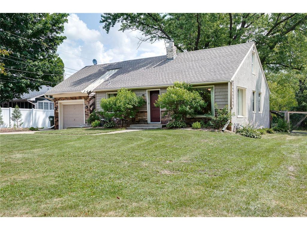 9933 Brookside Avenue Bloomington MN 55431 - Nine Mile Creek 6406682 image1