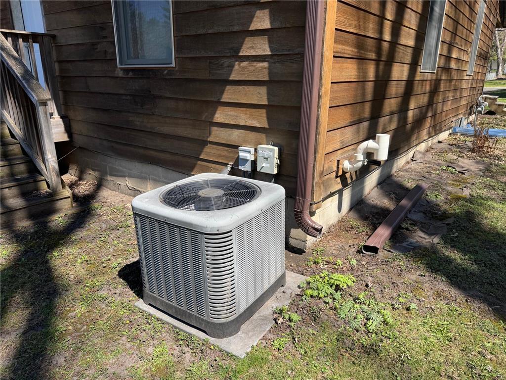 9934 Maple Avenue Bloomington MN 55431 7057224 image33