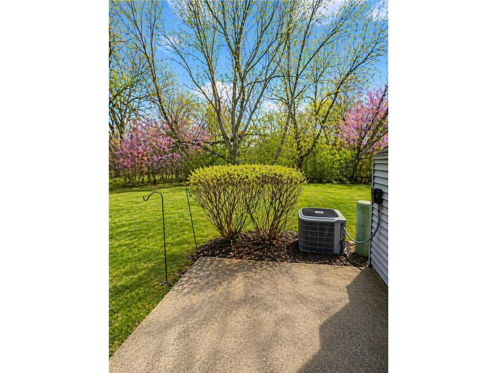 9935 Russell Avenue N #7 Brooklyn Park MN 55444 7032781 image32