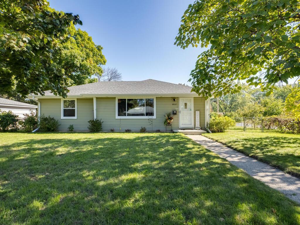 9937 Chicago Avenue S Bloomington MN 55420 6438112 image1