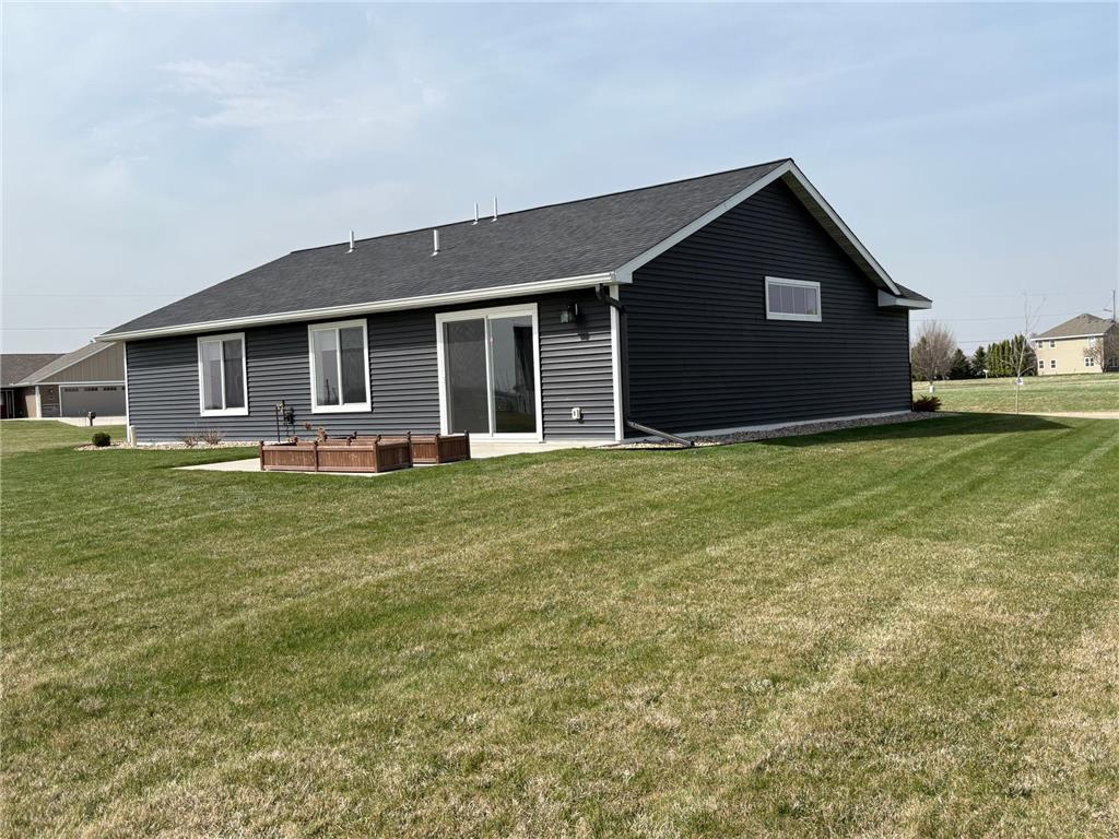 994 City Heights Dr Willmar MN 56201 7057299 image24