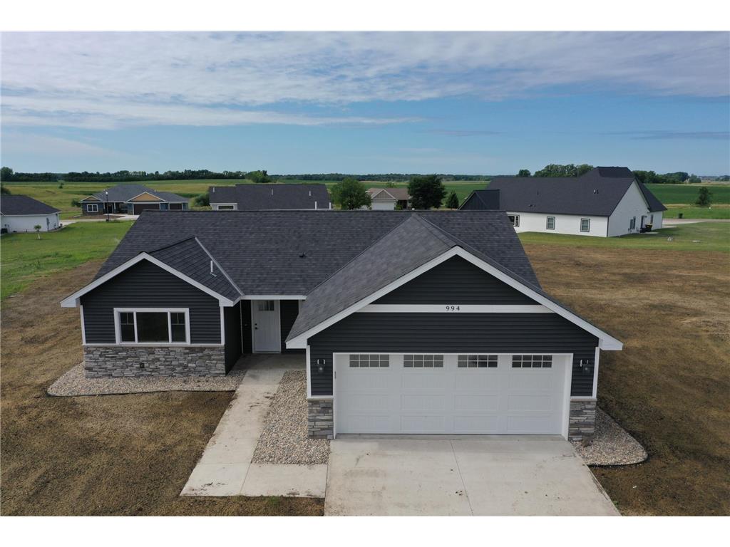 994 City Heights Dr Willmar Twp MN 56201 6359710 image1