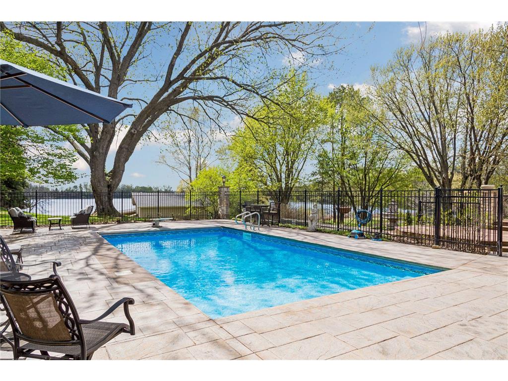 994 Wagon Wheel Trail Mendota Heights MN 55120 - Rogers Lake 7058616 image15