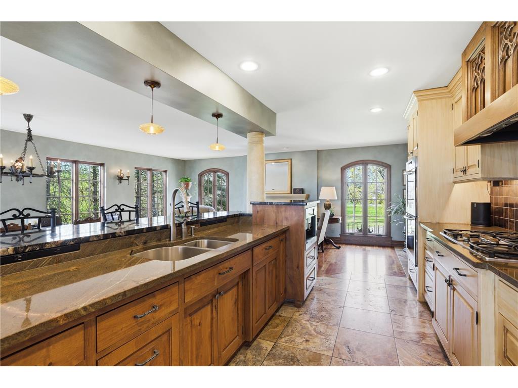 994 Wagon Wheel Trail Mendota Heights MN 55120 - Rogers Lake 7058616 image35
