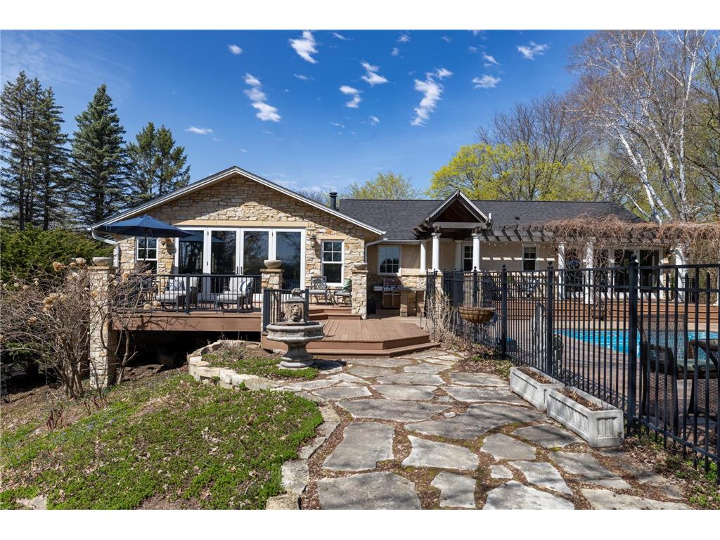 994 Wagon Wheel Trail Mendota Heights MN 55120 - Rogers Lake 7058616 image69