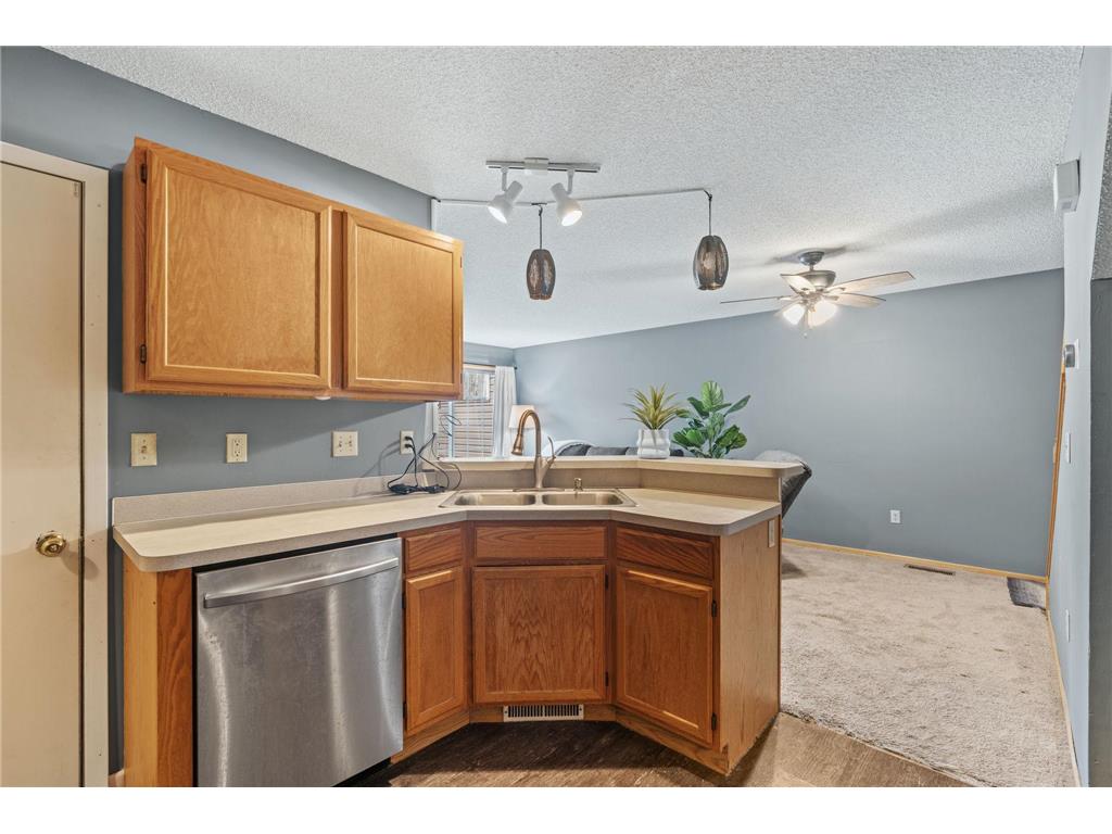 9941 Fillmore Street NE Blaine MN 55434 7043345 image6