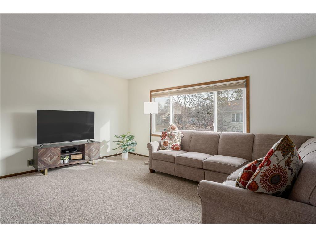 9947 107th Avenue N Maple Grove MN 55369 6681344 image1