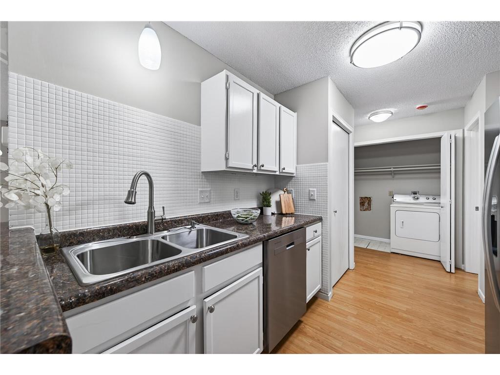 995 106th Lane NW #45 Coon Rapids MN 55433 7048135 image21