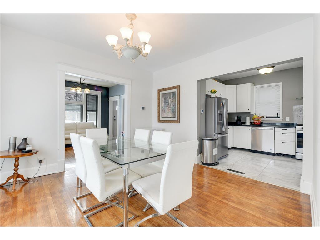 995 3rd Street E Saint Paul MN 55106 6306624 image1