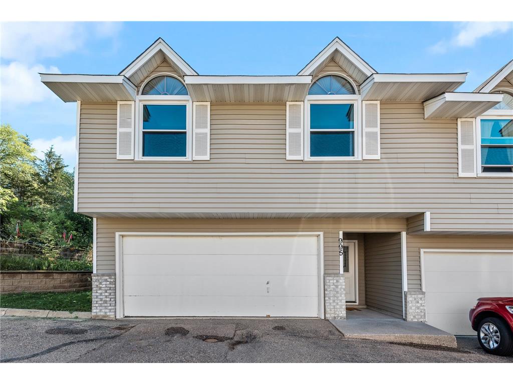 995 Edgewood Drive Chaska MN 55318 6417291 image1