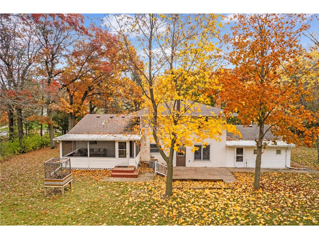 995 Lakewood Drive N Maplewood MN 55119 - Beaver Lake 6448688 image1