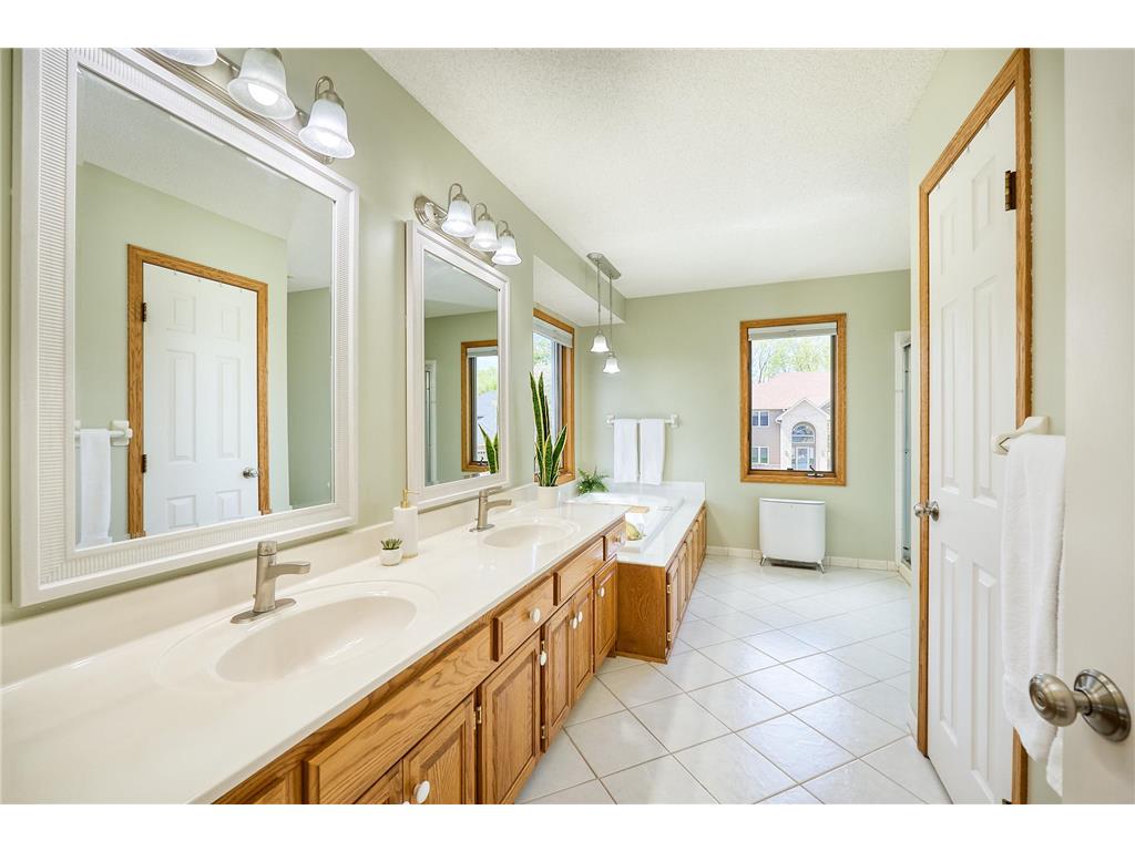 9950 Lee Drive Eden Prairie MN 55347 7065348 image31