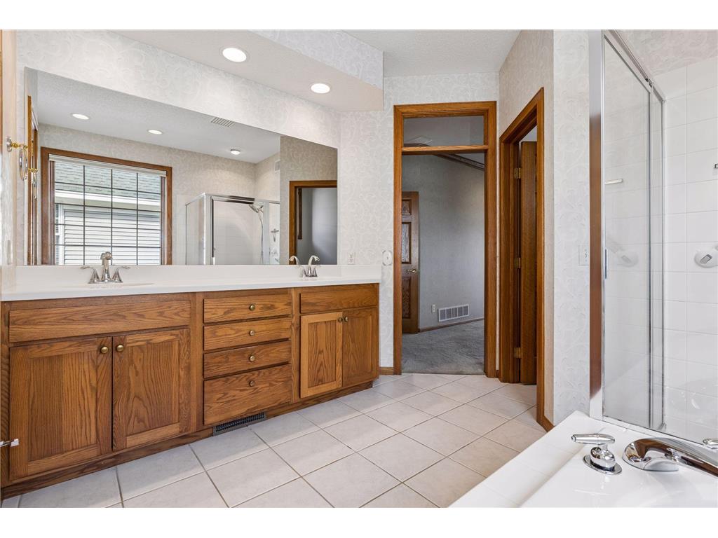 9954 Wellington Lane Woodbury MN 55125 7013865 image44