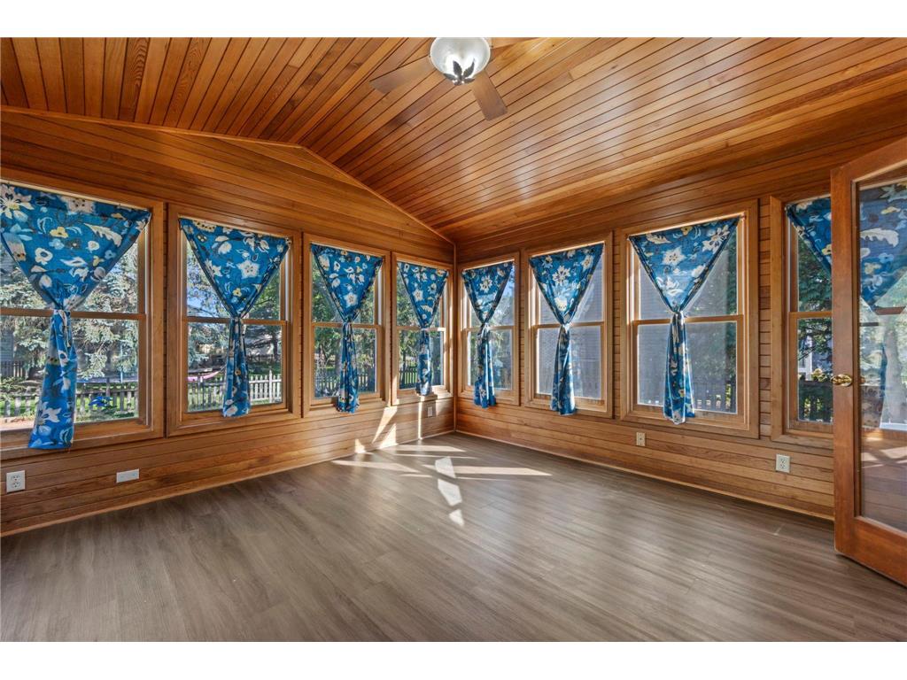 9956 Antrim Road Woodbury MN 55125 7014378 image38