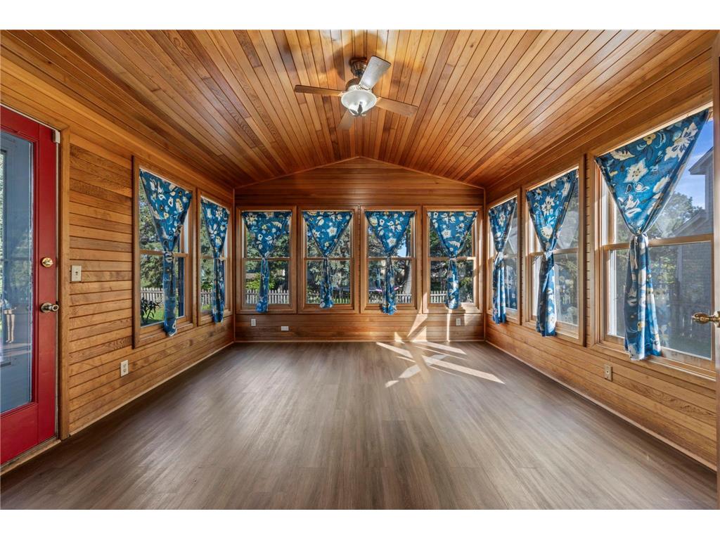 9956 Antrim Road Woodbury MN 55125 7014378 image39