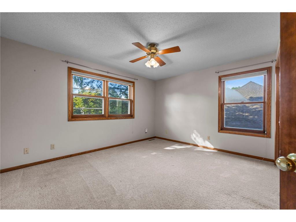 9956 Antrim Road Woodbury MN 55125 7014378 image45