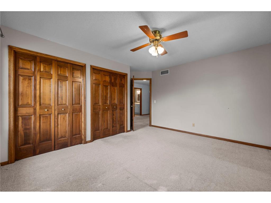 9956 Antrim Road Woodbury MN 55125 7014378 image46