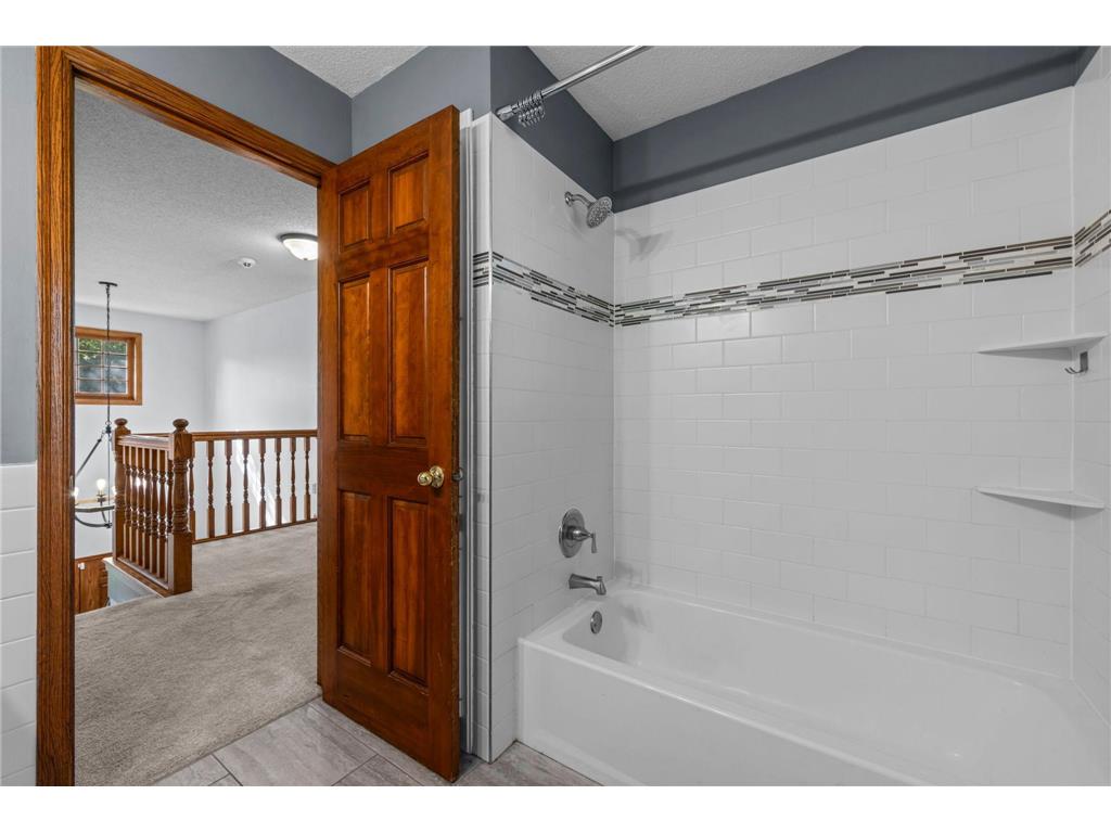 9956 Antrim Road Woodbury MN 55125 7014378 image51