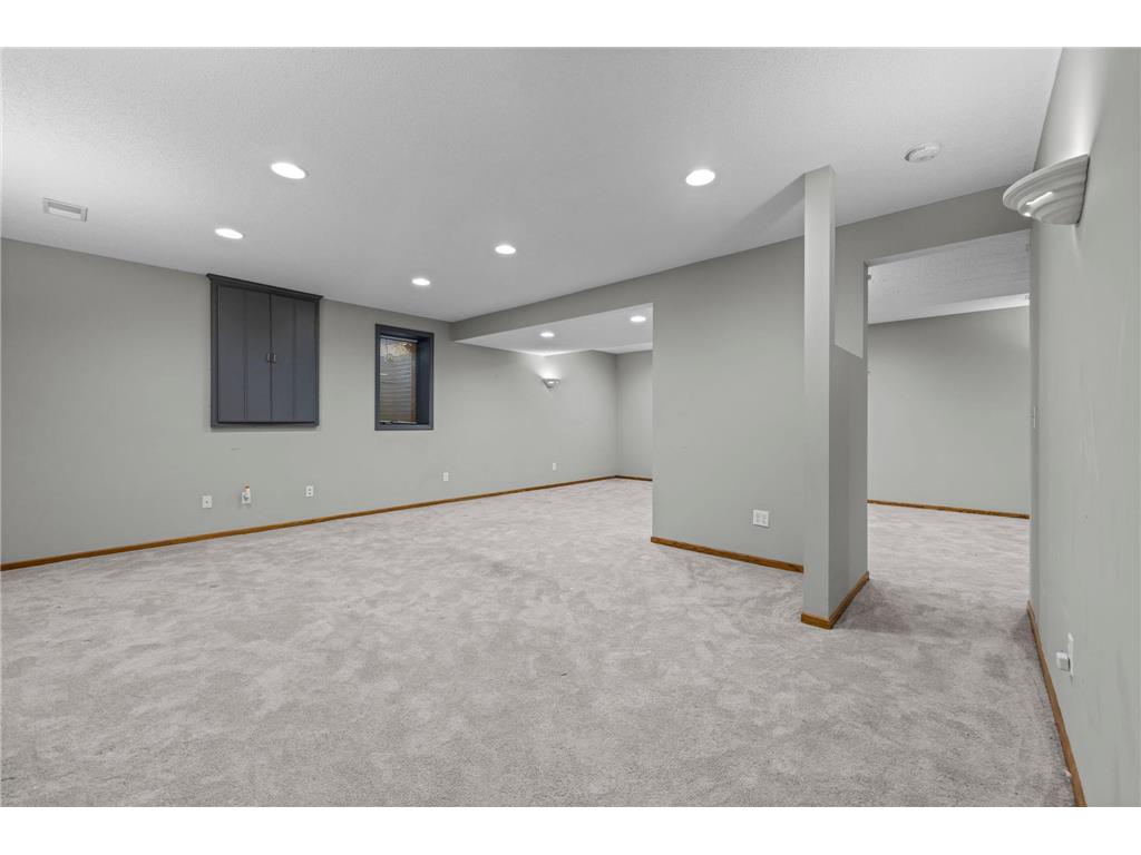 9956 Antrim Road Woodbury MN 55125 7014378 image64