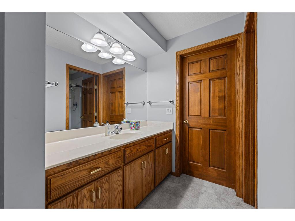 9956 Antrim Road Woodbury MN 55125 7014378 image71