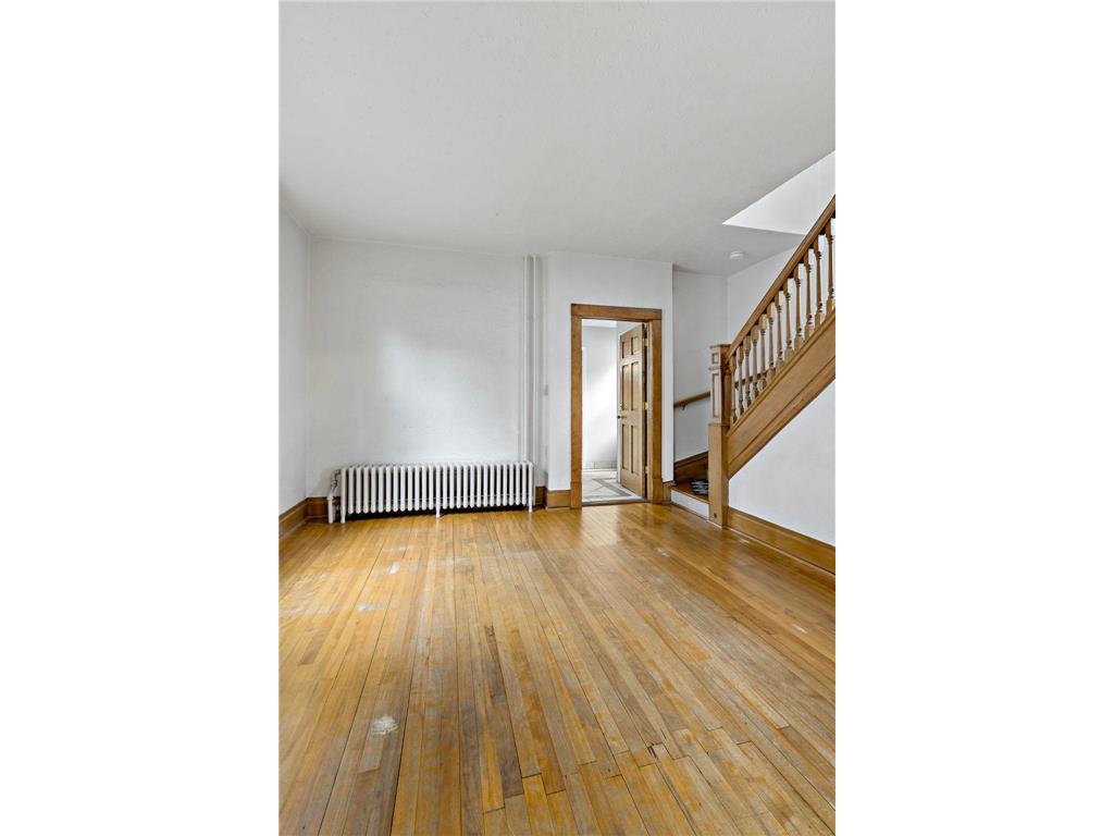 996 Charles Avenue Saint Paul MN 55104 7086303 image12
