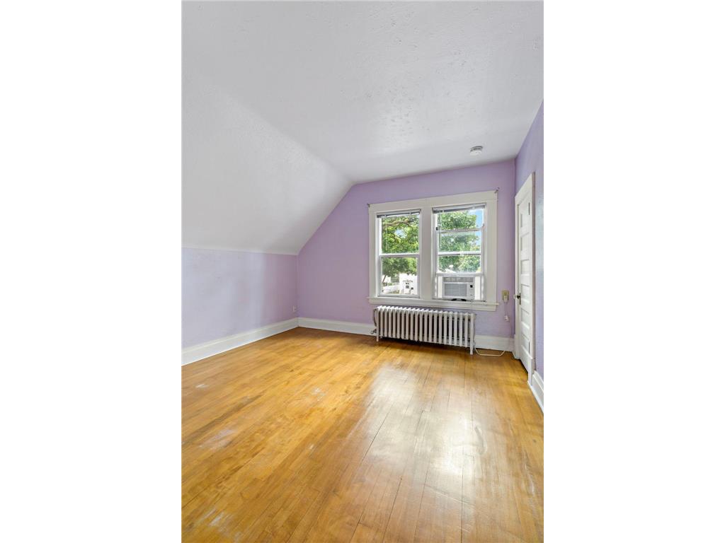 996 Charles Avenue Saint Paul MN 55104 7086303 image13