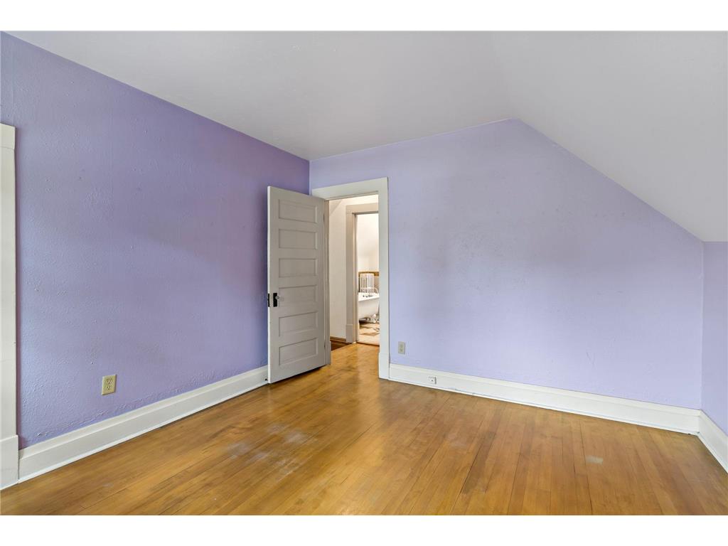 996 Charles Avenue Saint Paul MN 55104 7086303 image14