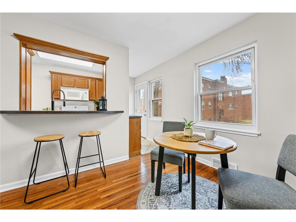 996 Cleveland Avenue S Saint Paul MN 55116 7037070 image11