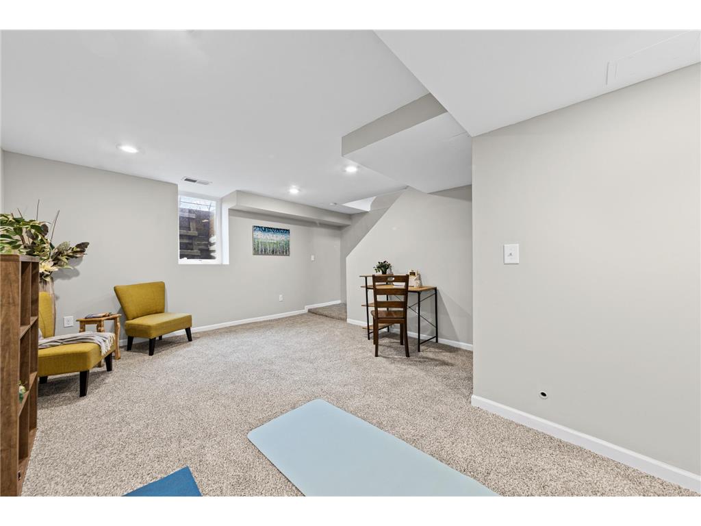 996 Cleveland Avenue S Saint Paul MN 55116 7037070 image25