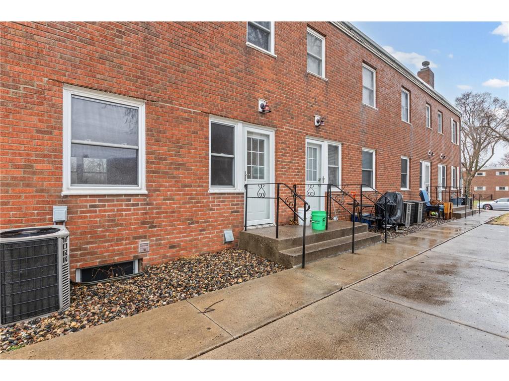 996 Cleveland Avenue S Saint Paul MN 55116 7037070 image27