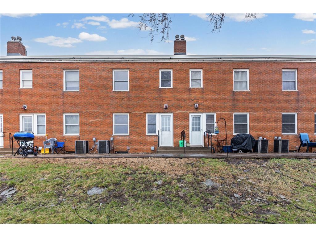 996 Cleveland Avenue S Saint Paul MN 55116 7037070 image28