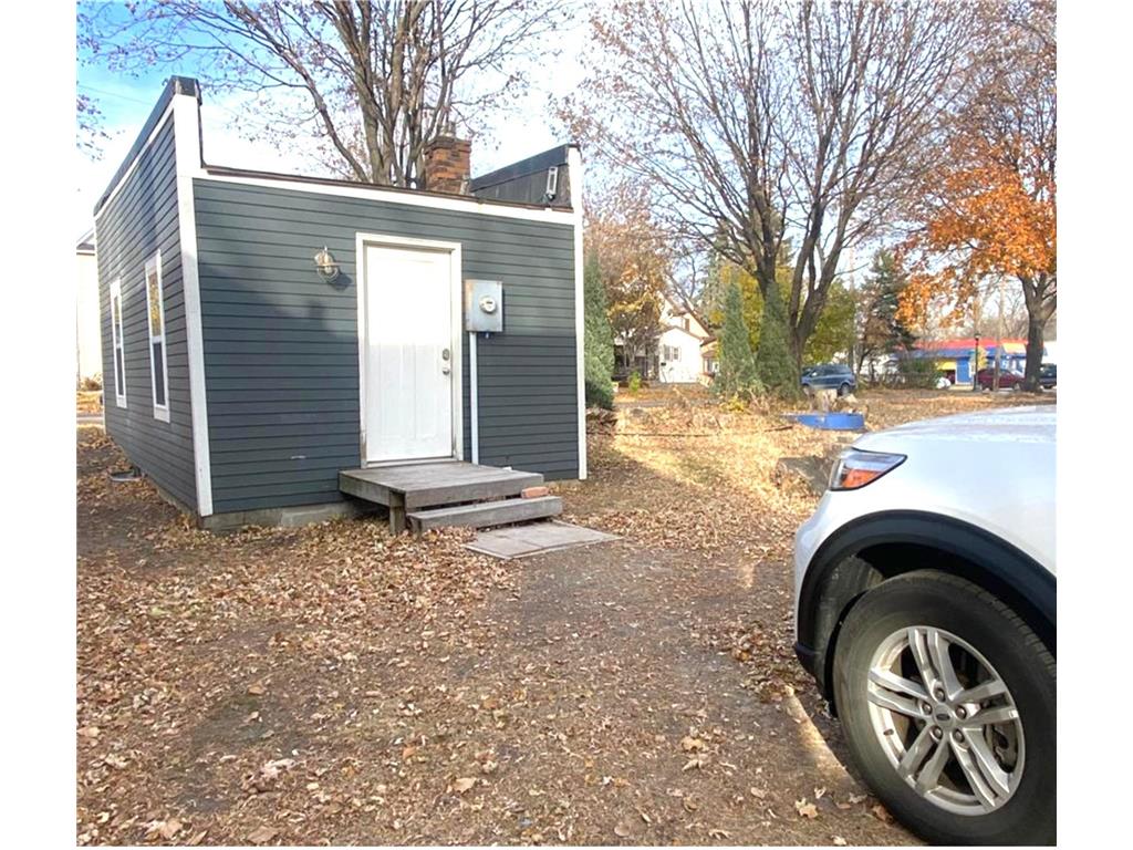 996 Front Avenue Saint Paul MN 55103 6809576 image16