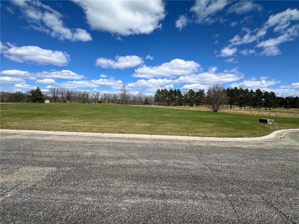 996 Links Way N Perham MN 56573 7068338 image1