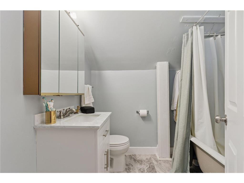 997 Marion Street Saint Paul MN 55117 7076770 image21