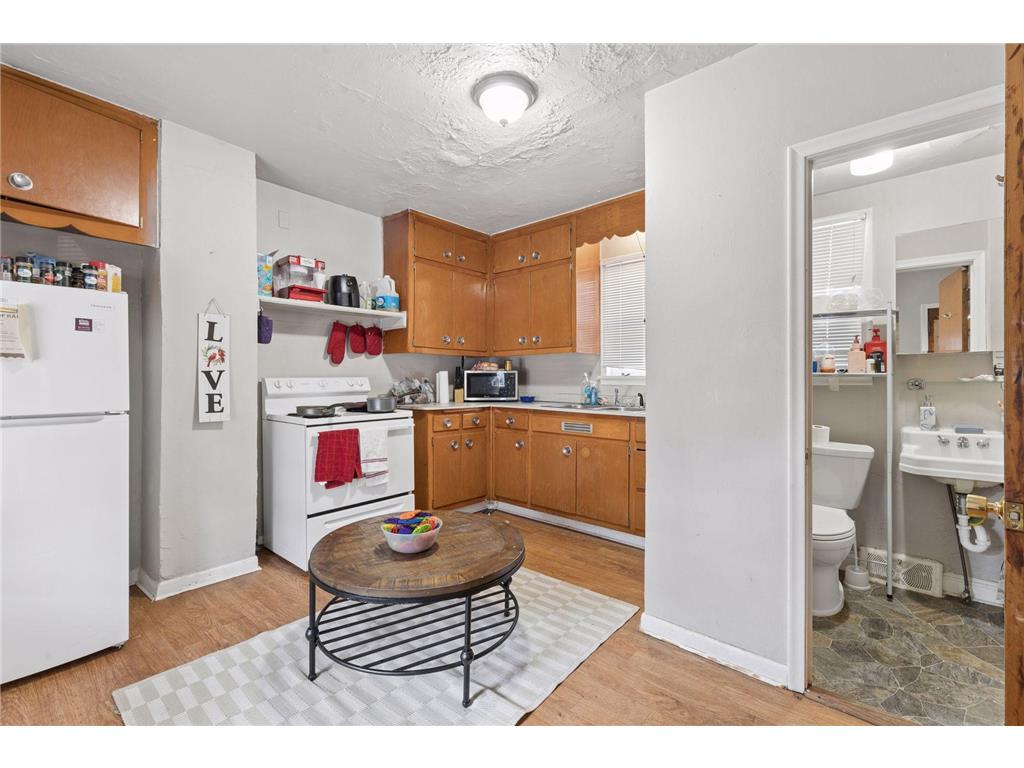 997 Marion Street Saint Paul MN 55117 7076770 image24