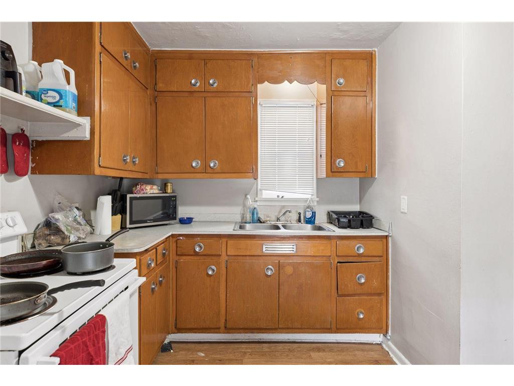 997 Marion Street Saint Paul MN 55117 7076770 image27