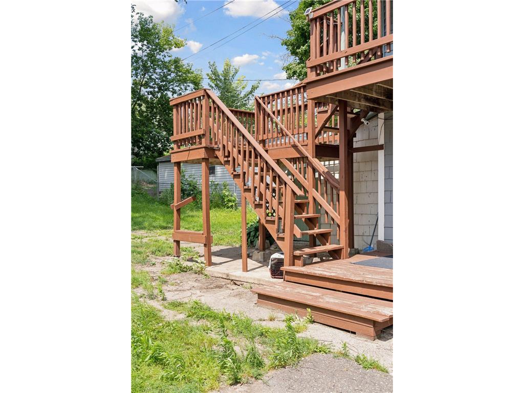 997 Marion Street Saint Paul MN 55117 7076770 image3