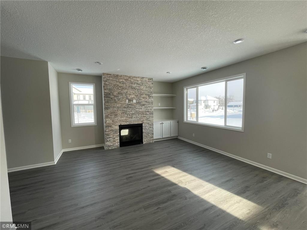 9971 Bluebird Street NW Coon Rapids MN 55433 6319844 image1