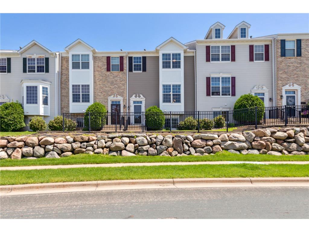 9975 Pincherry Lane Eden Prairie MN 55347 6549596 image1