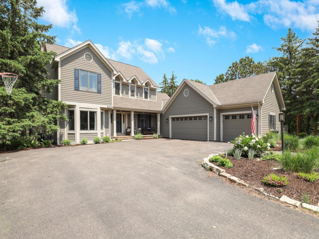 9976 Antrim Road, Woodbury, MN 55125 MLS 6219320 Edina Realty