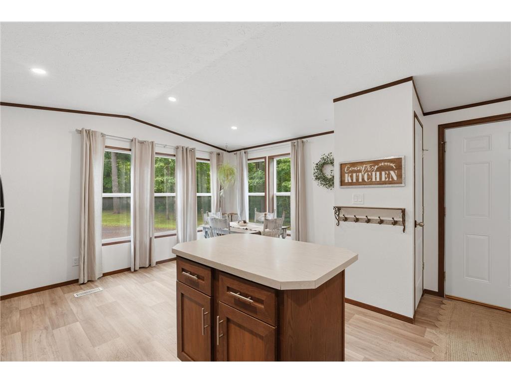 998 140th Avenue Apple River Twp WI 54001 7092413 image11