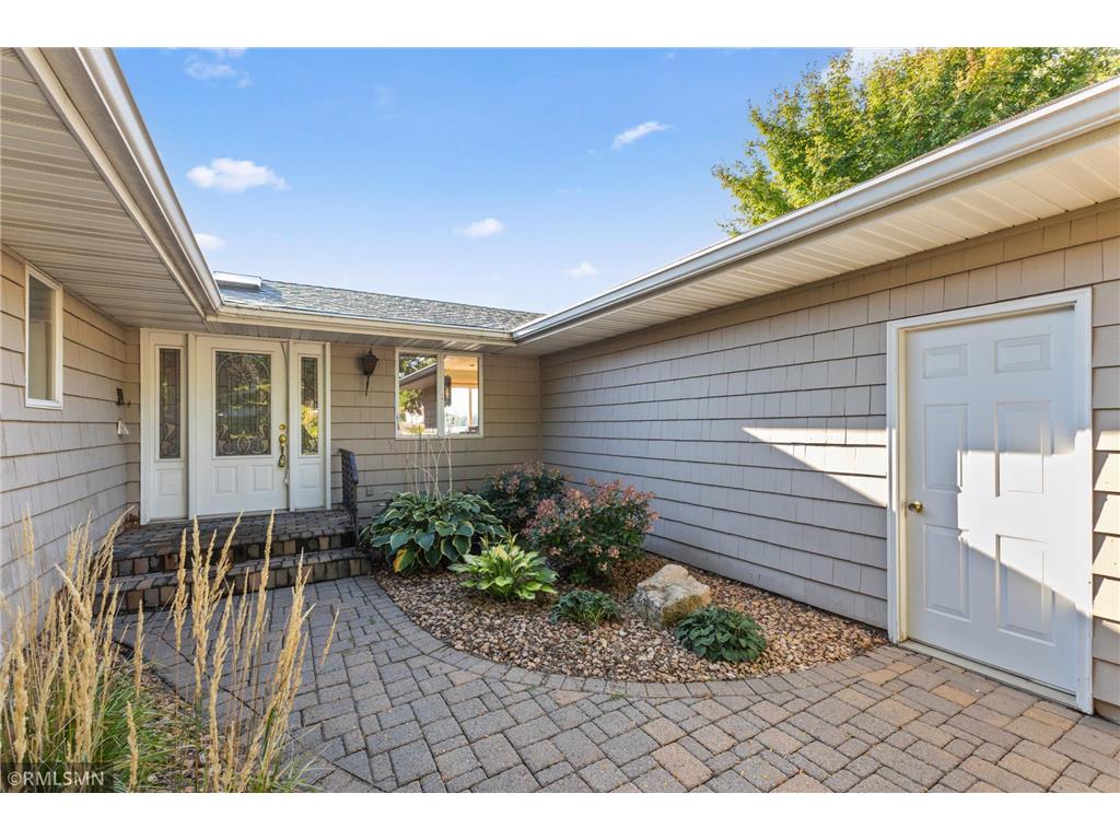 998 Kohlman Court Maplewood MN 55109 - Kohlman 6797375 image2